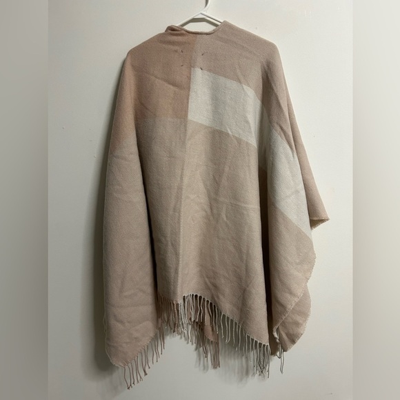 Soia &  Kyo Colourblock Pattern Cape - Picture 2 of 4